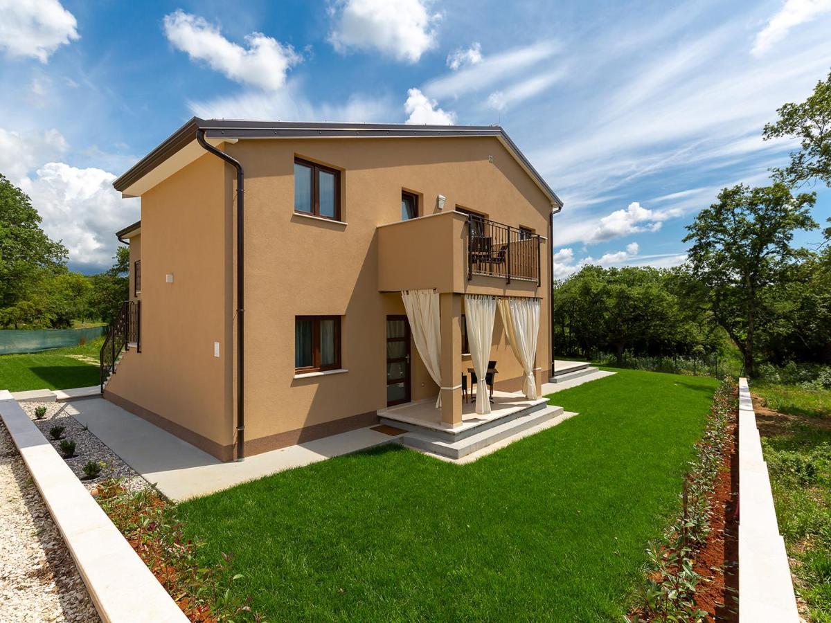 Villa Gioia Apartment With Terrace 波雷奇 外观 照片
